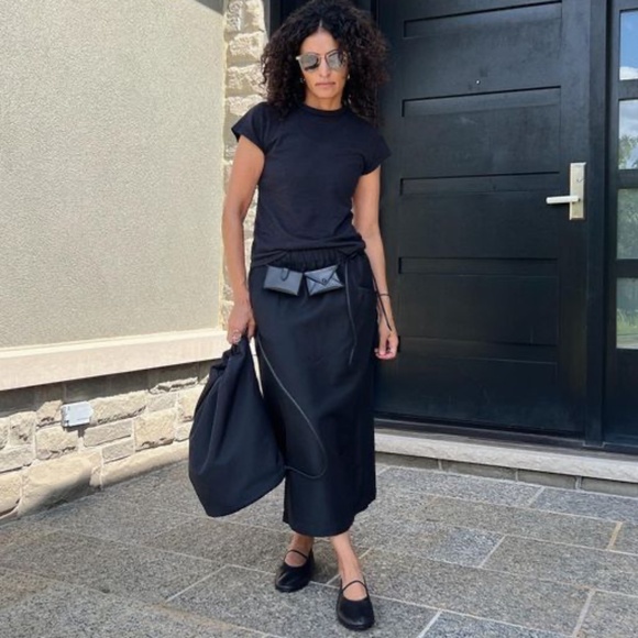 The Row Leather Ballet Flats black size 38.5 sold out most everywhere - Picture 12 of 12